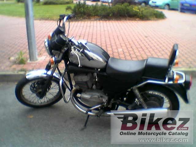 Big Ajsman - sorry for the bad quality 639 chopper 350 picture and wallpaper from Bikez.com